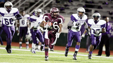Roos in a runaway: Killeen speeds away from Jaguars